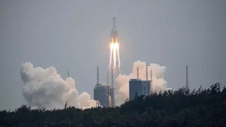 Chinese Rocket Breaks Upon Reentry Back To Earth