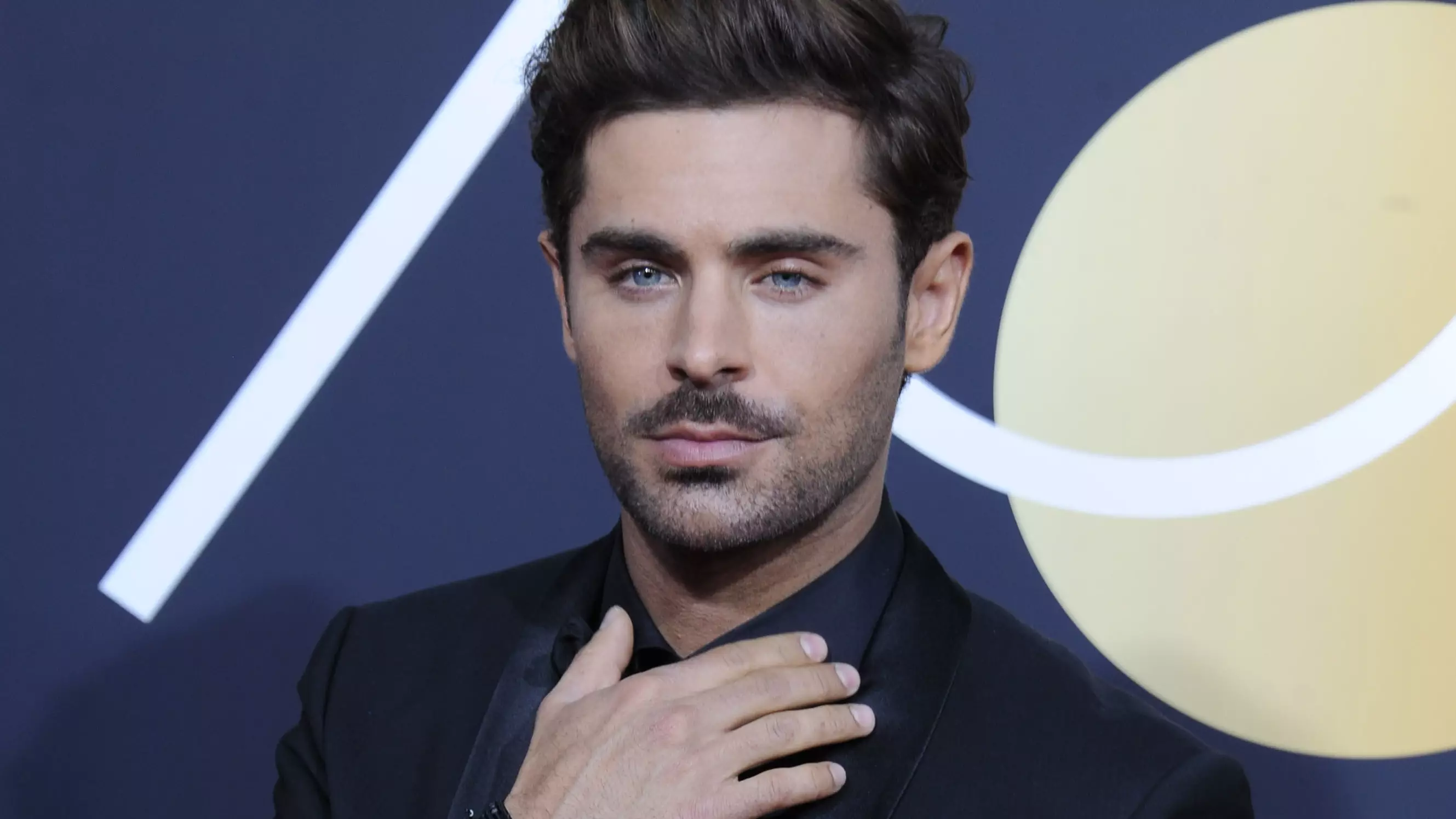 Zac Efron Has Dyed His Hair Platinum Blonde And It's His Strongest Look Yet