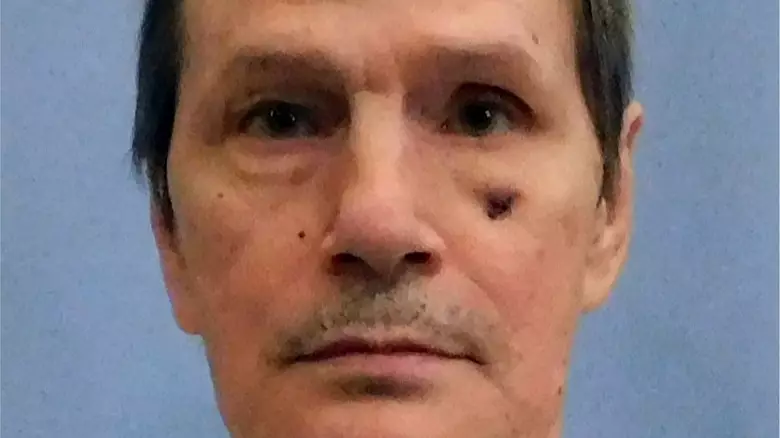Pictures Released After American Death Row Inmate Suffers ‘Botched’ Execution 