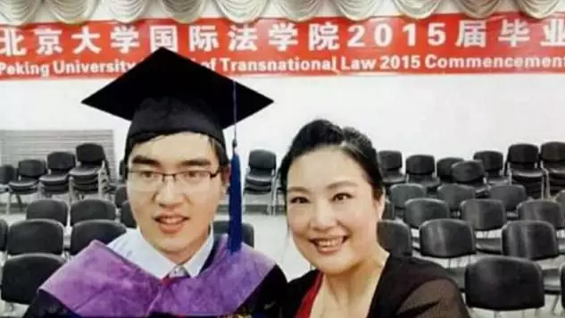 Mum Refused To Give Up Her Disabled Son At Birth - He's Just Got Into Harvard