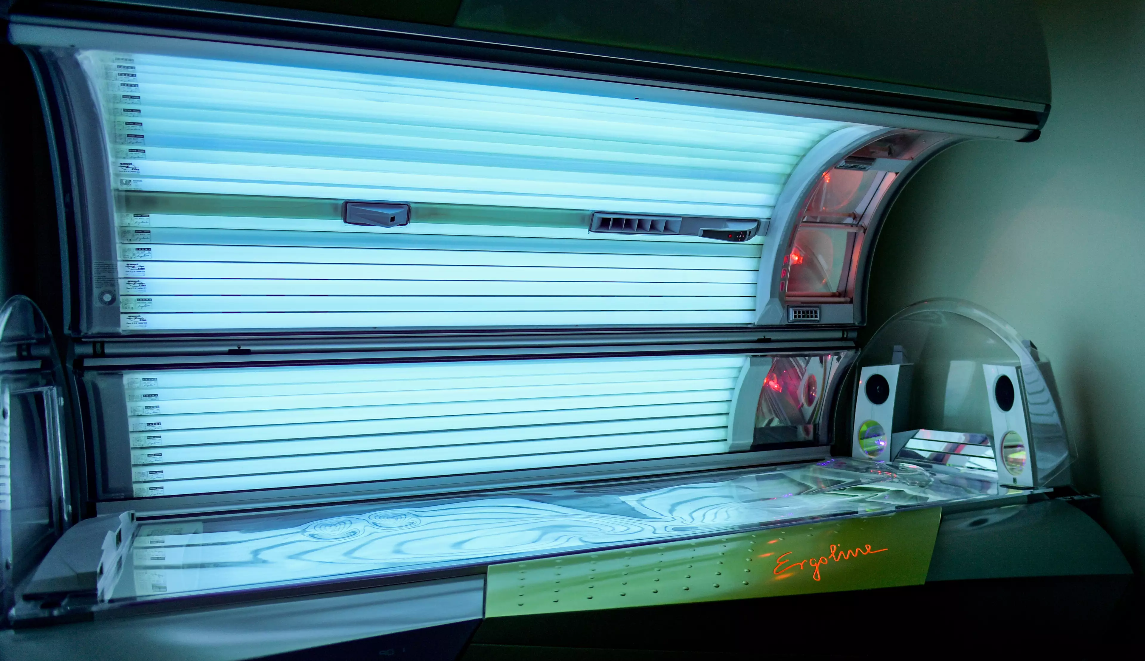 Tanning beds could potentially lead to endometriosis (