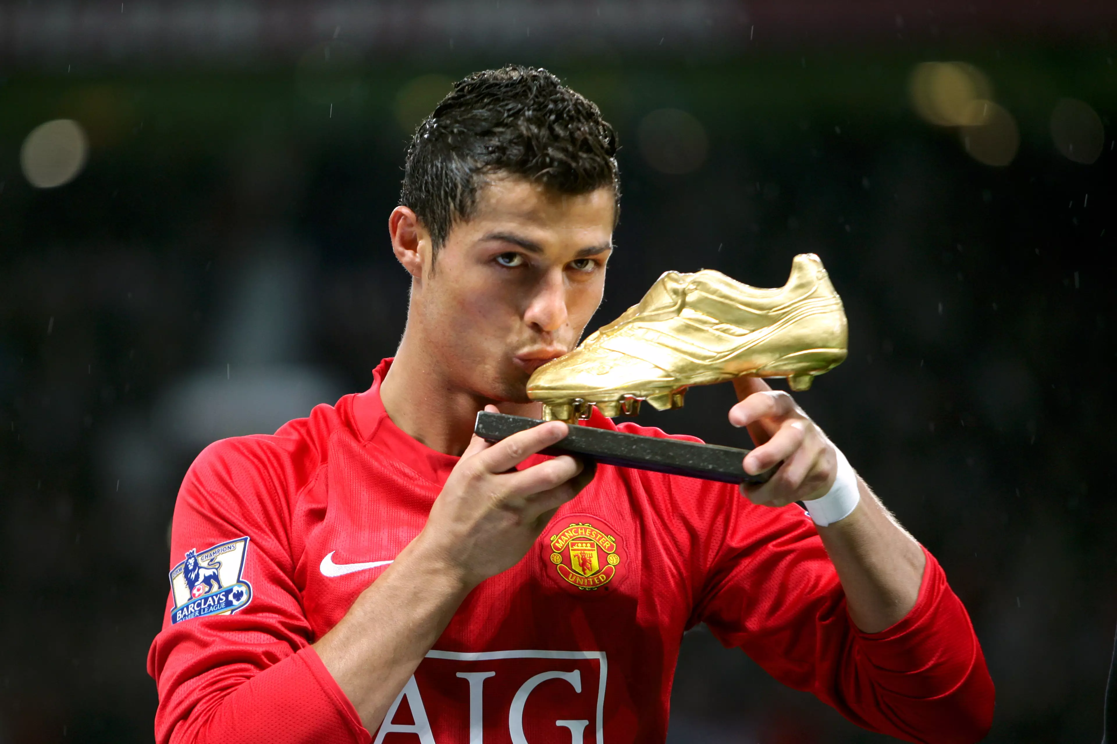 Ronaldo after winning the European Golden Boot in 2008 (Image