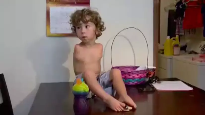A Restaurant Has Banned A Toddler With No Arms For Eating With His Feet