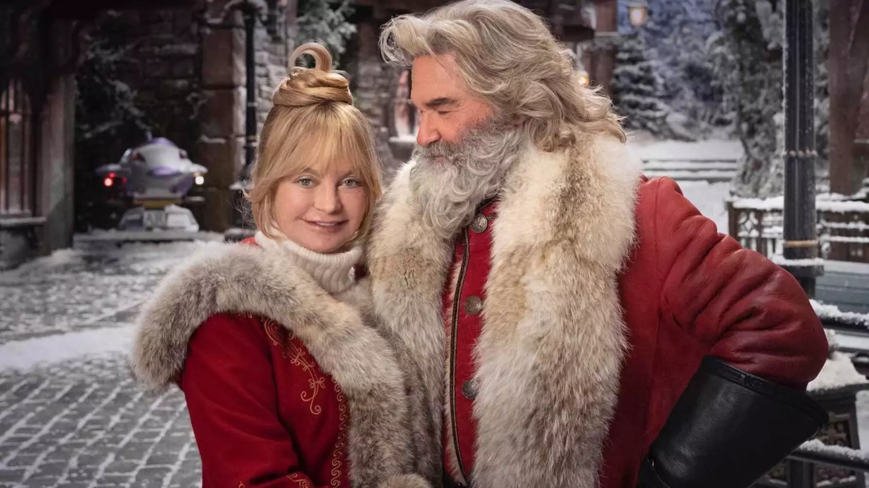 Viewers Are Left Crying Their Eyes Out At Netflix's Christmas Chronicles 2