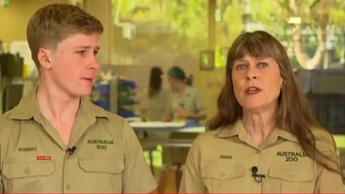 Robert Irwin Holds Back Tears While Discussing Impact Of Bushfires On Australian Wildlife 