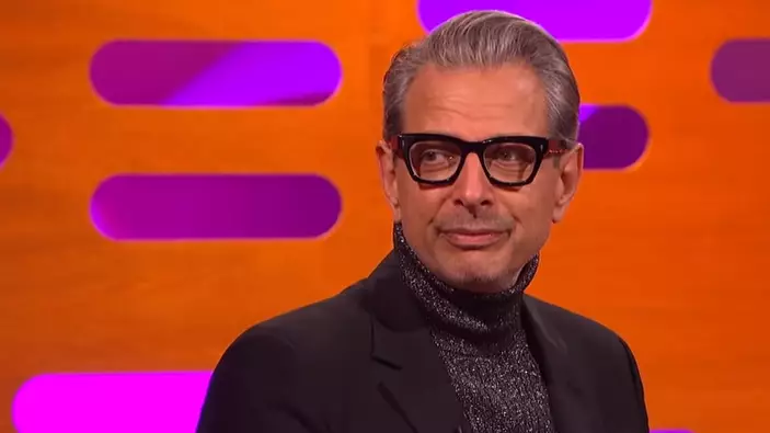 Jeff Goldblum Shows He Hasn’t Changed A Bit In Graham Norton Interview 