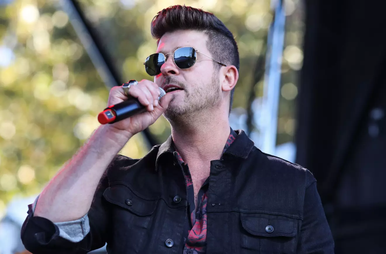 Robin Thicke performing earlier this month.