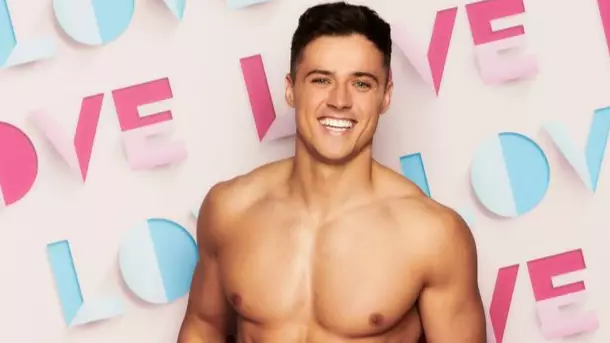 Love Island: American Viewer Asks For Help To Understand Brad's Accent