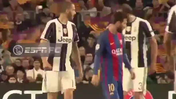 WATCH: Bonucci And Chiellini Have A Friendly Fight Over Messi's Shirt