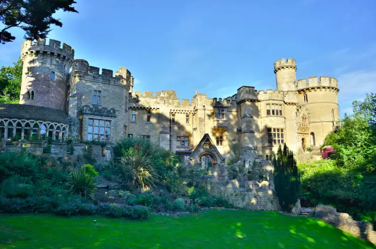 Fancy a stay fit for a queen? Well, look no further than this insane Victorian castle in Wiltshire (