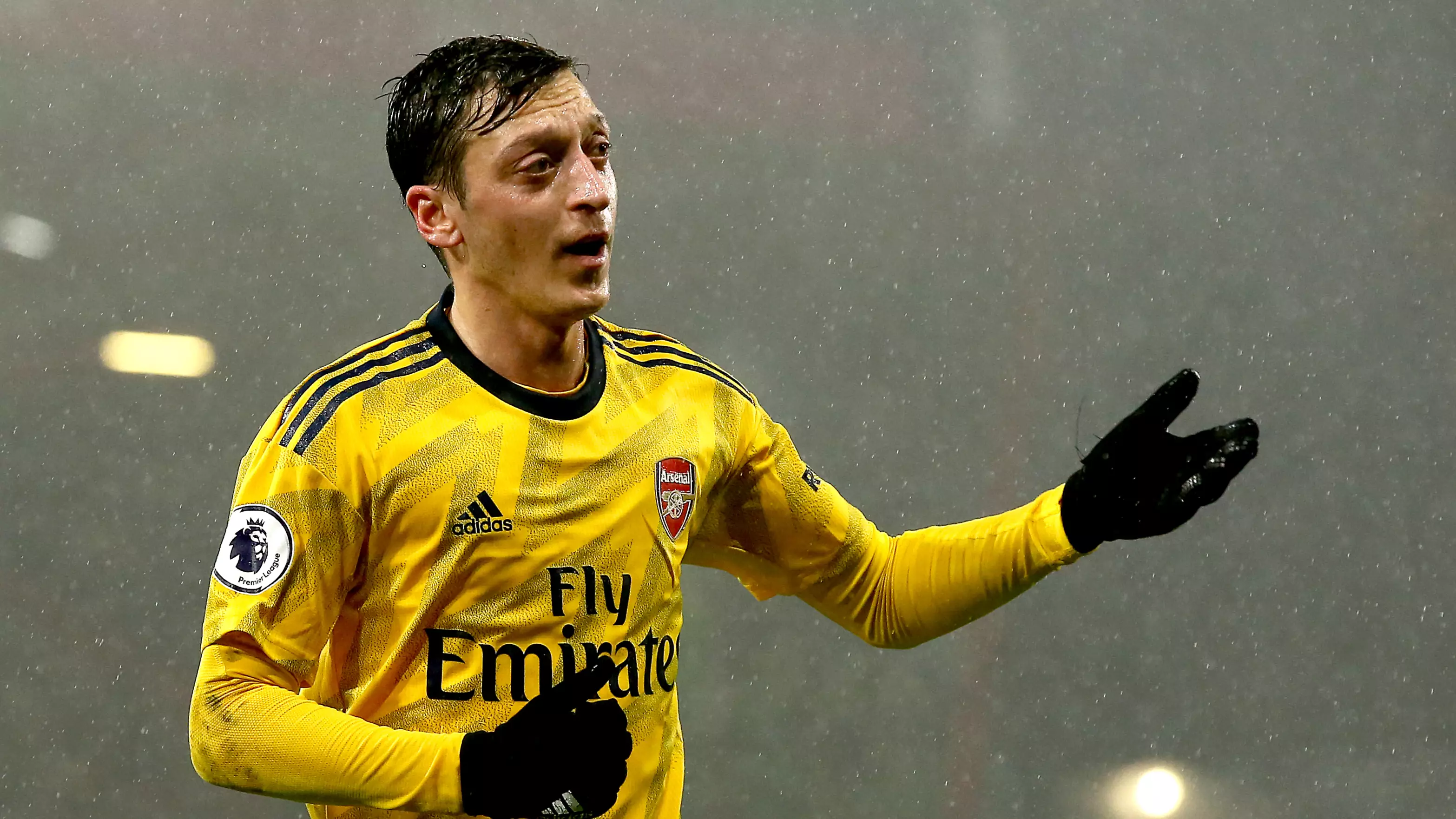 The Staggering Money Mesut Ozil Has Earned Doing Very Little This Season