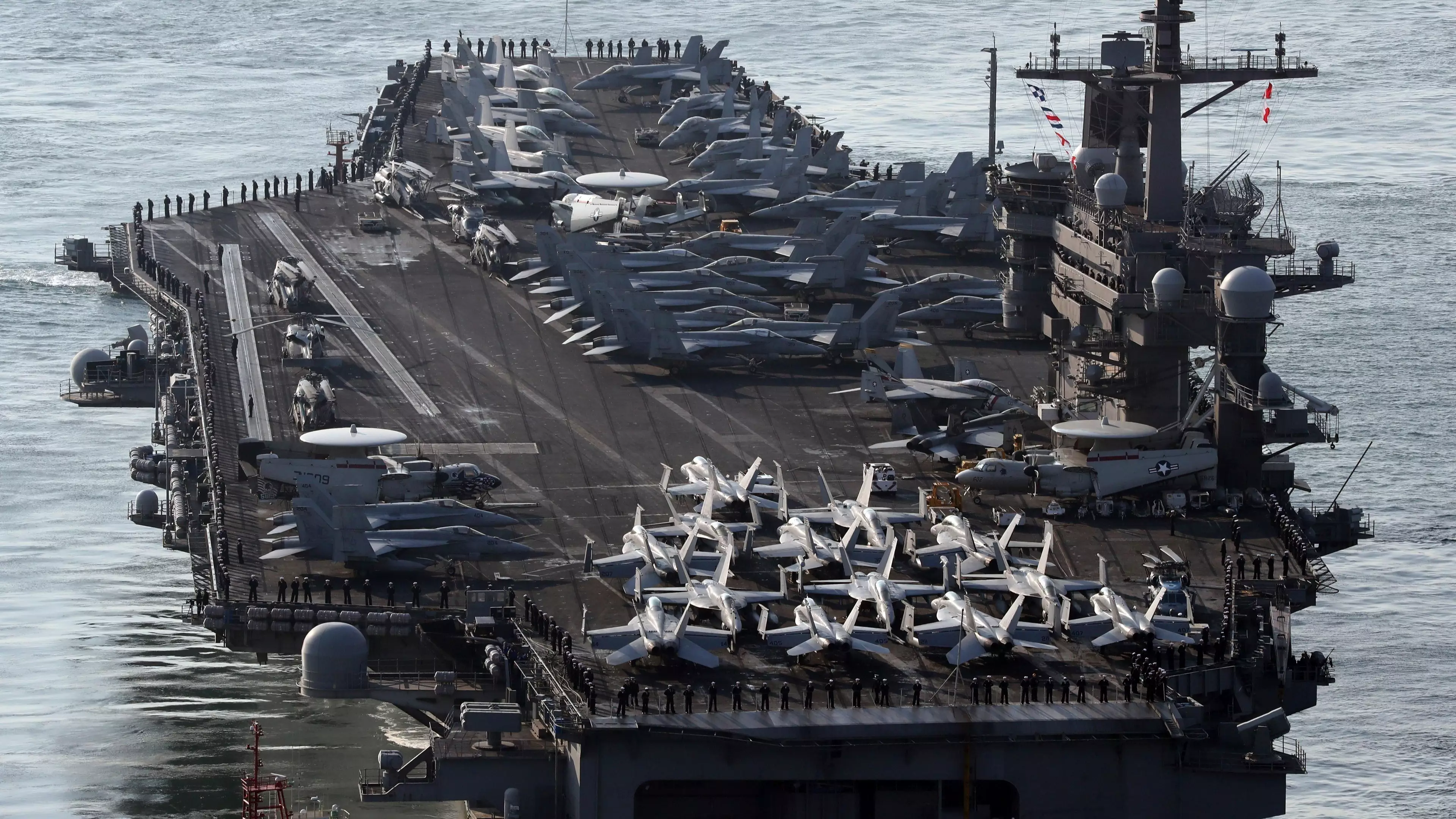 USA Sends A Warship To Korean Coast 