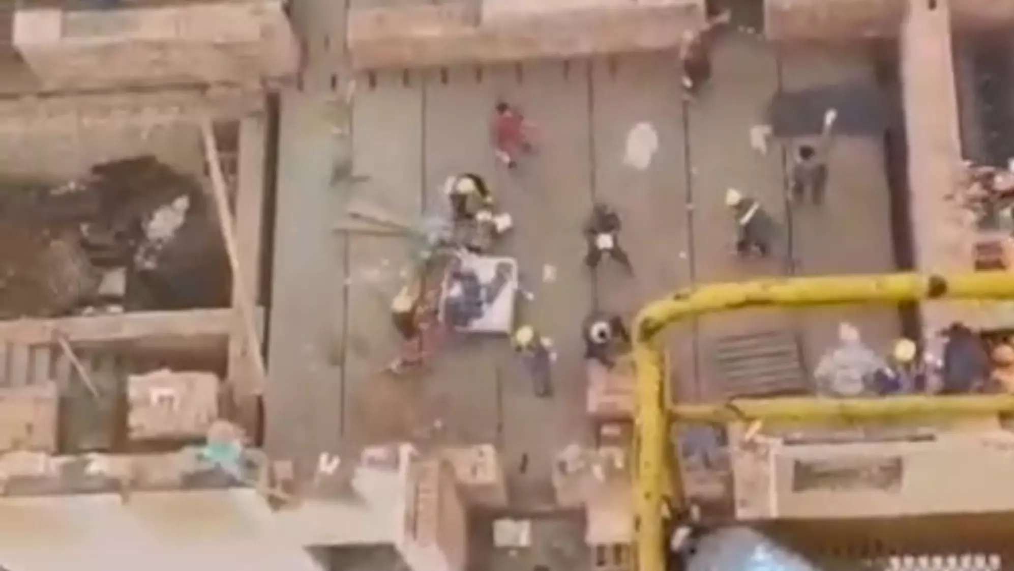 Video Shows Huge Brick Fight Breaking Out Between Builders On Building Site