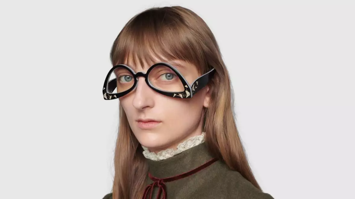 People Are Confused By Gucci's New Sunglasses Design 