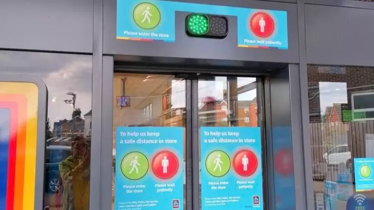 Aldi Launches Traffic Light System At Store Entrances To Control Number Of Customers
