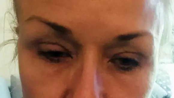 Woman Makes Grim Discovery After Not Taking Mascara Off Properly In 25 Years