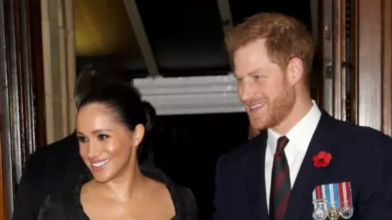 Prince Harry and Meghan Markle Share Christmas Card With Adorable New Picture Of Archie