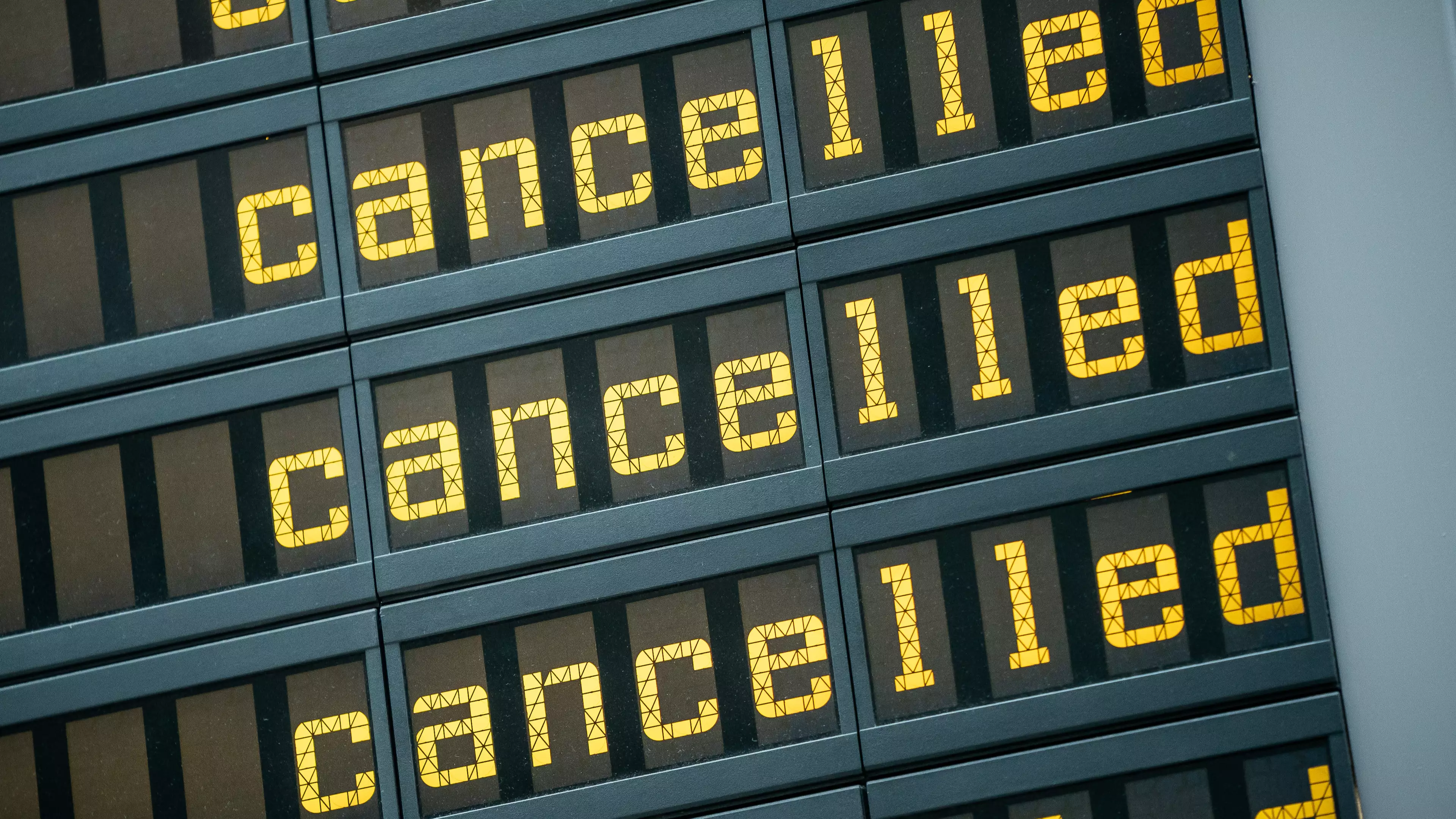 UK Airlines Not Issuing Refunds On Time Are Breaking The Law