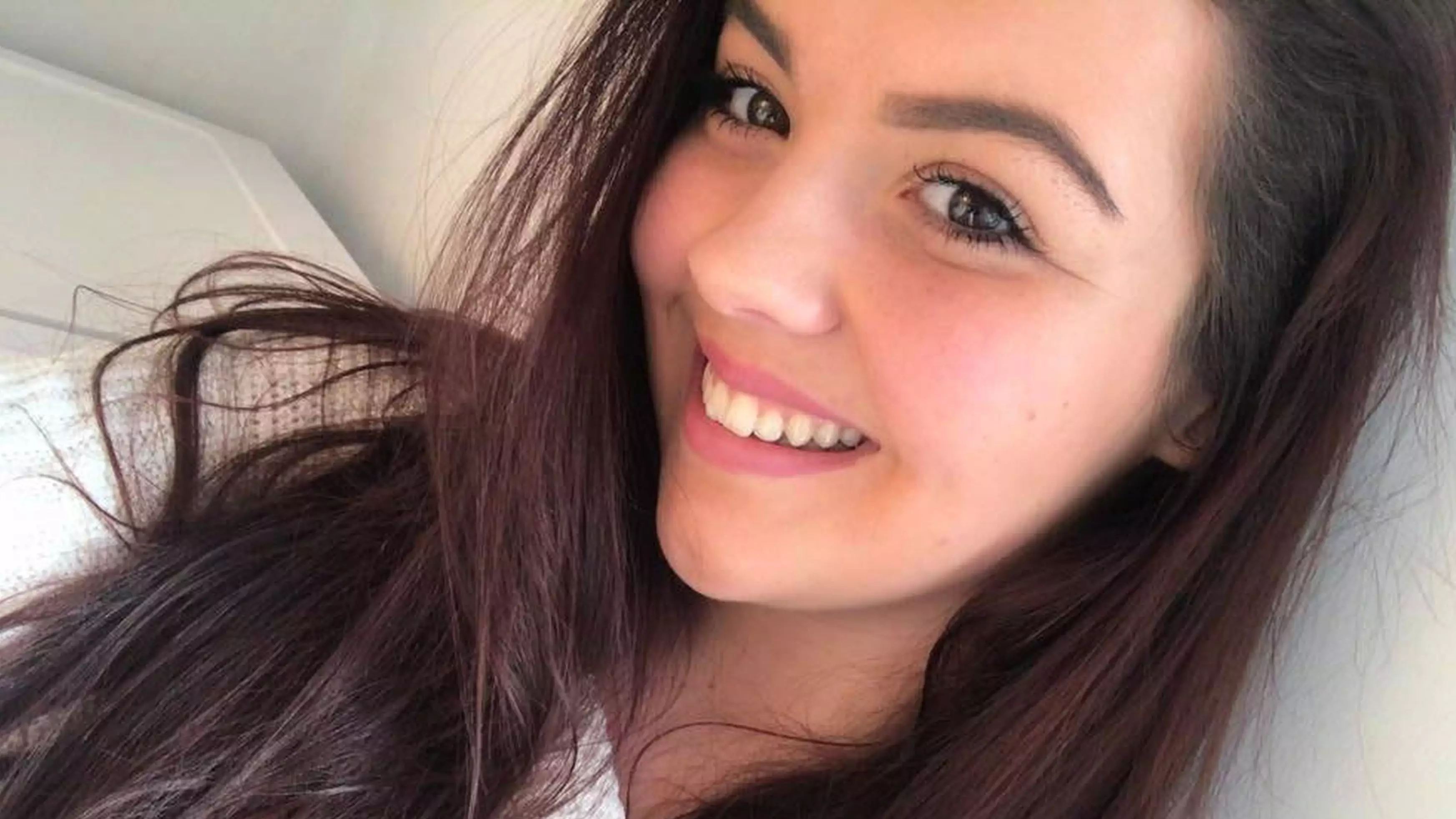 Teen Gives Birth In Hospital Car Park Just 45 Minutes After Realising She Was Pregnant