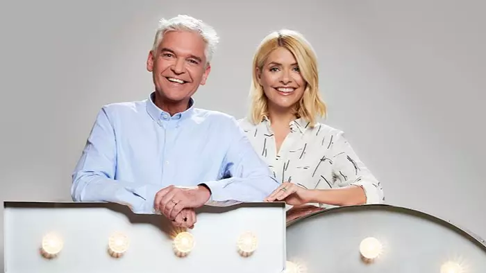 Holly Willoughby And Phillip Schofield Are Getting An 'X-Rated' Nighttime Show