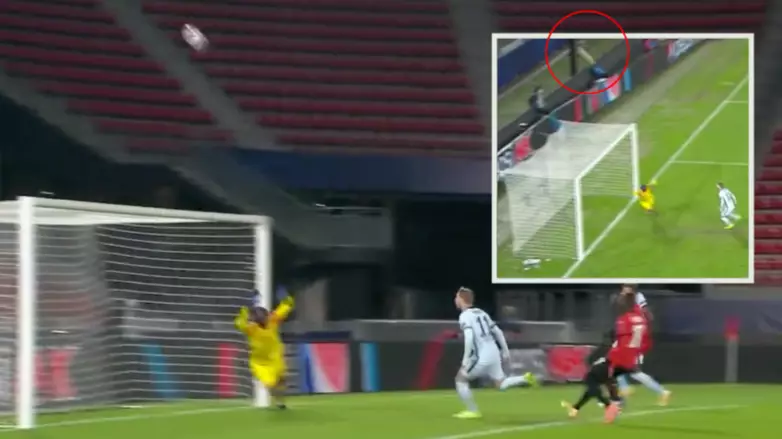 Timo Werner Does his Best Sunday League Impression With Shocking Miss Against Rennes