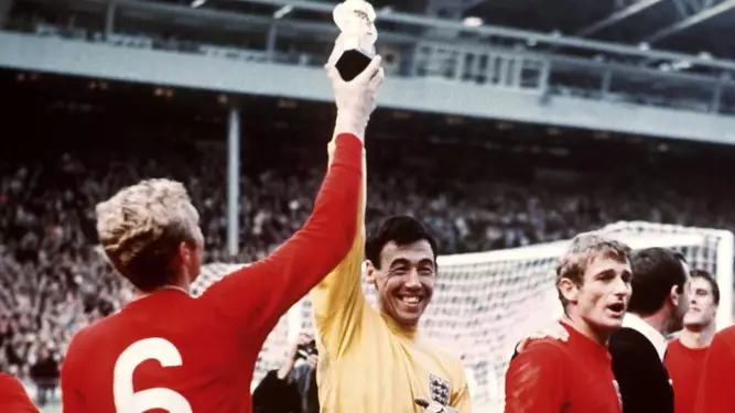 England’s 1966 World Cup-Winning Goalkeeper Gordon Banks Has Died, Aged 81 