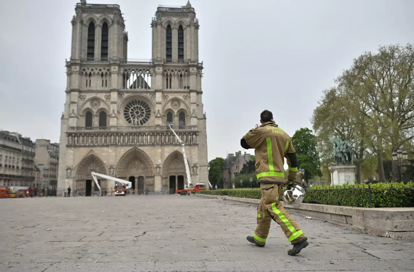 A firefighter outside the Notre-Dame today.