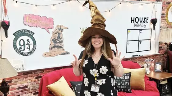Woman Creates Incredible 'Harry Potter'-Themed Classroom And It's The Stuff Of Dreams