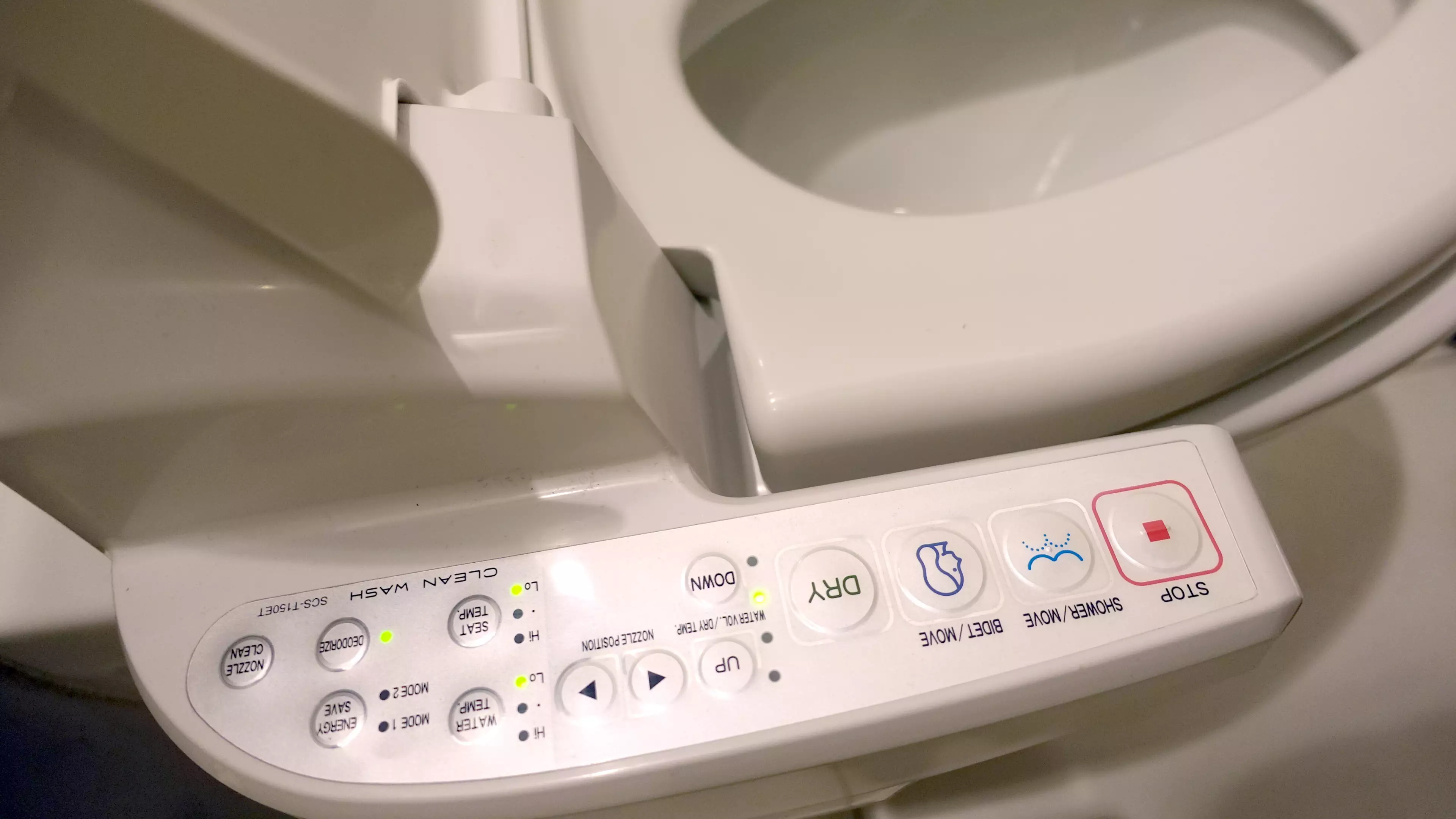 A Bidet Company Wants To Pay Someone $10,000 Just To Poo