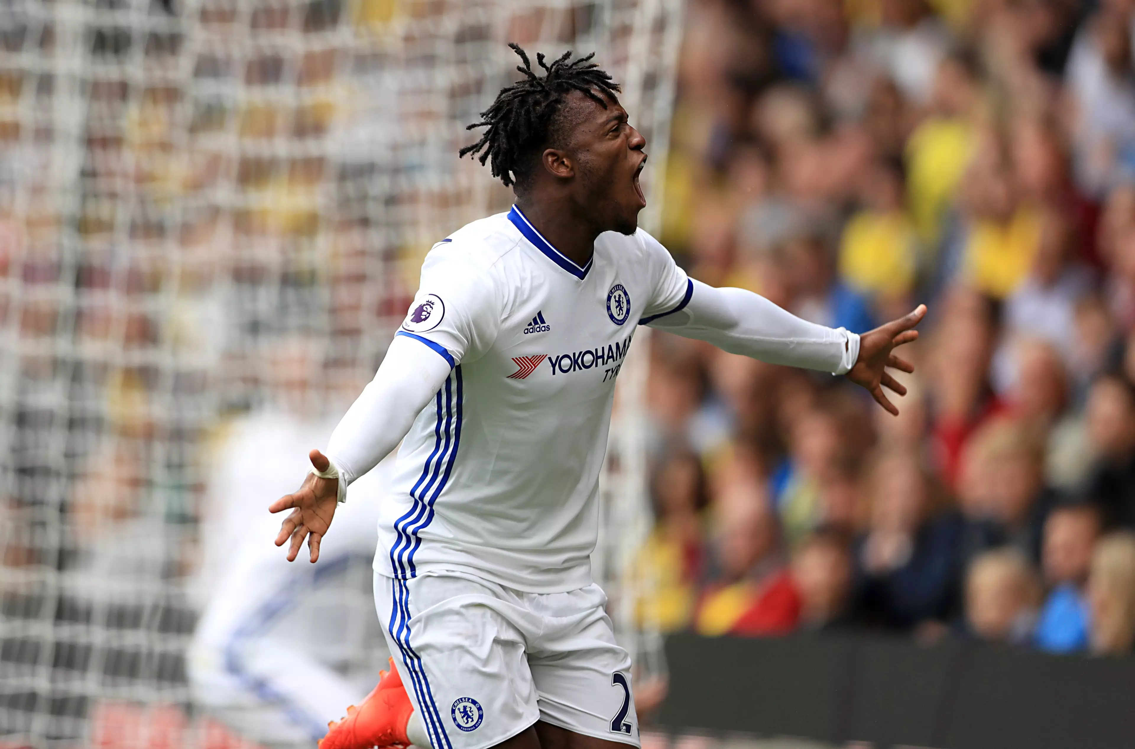 Chelsea Fans Shocked And Angry Over Michy Batshuayi's Treatment 
