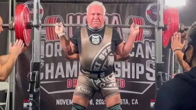 71-Year-Old Powerlifter Sets 4 New World Records In One Day