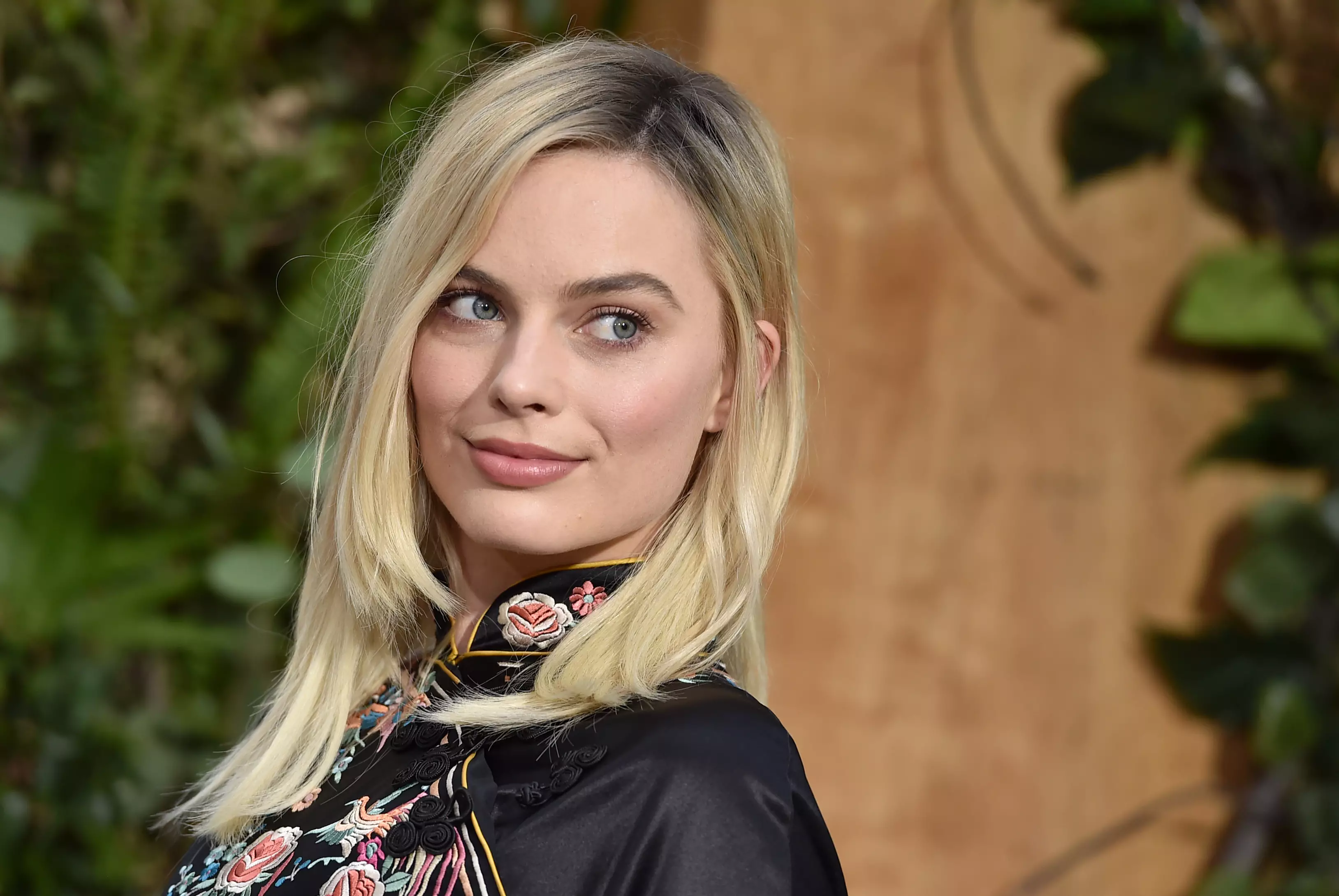 Do You Wanna See Margot Robbie Shouting 'Suck My Dick'? 