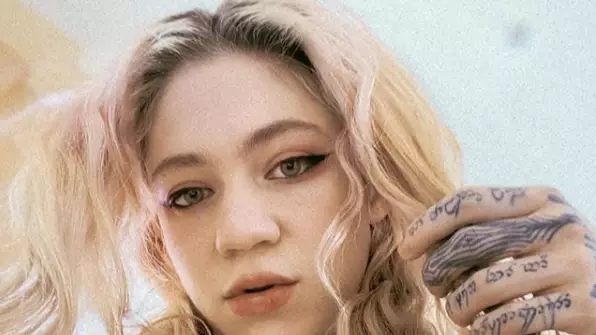 Grimes Sells Piece Of Her Soul For 'Best Offer' In Online Exhibition