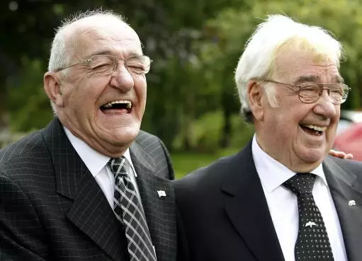 Bowen with Frank Carson at the funeral of Bernard Manning, 2007.