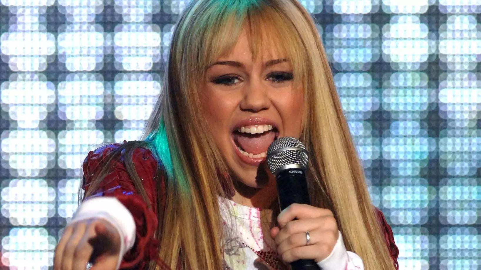 You Can Now Do Hannah Montana And Lizzie McGuire Workouts