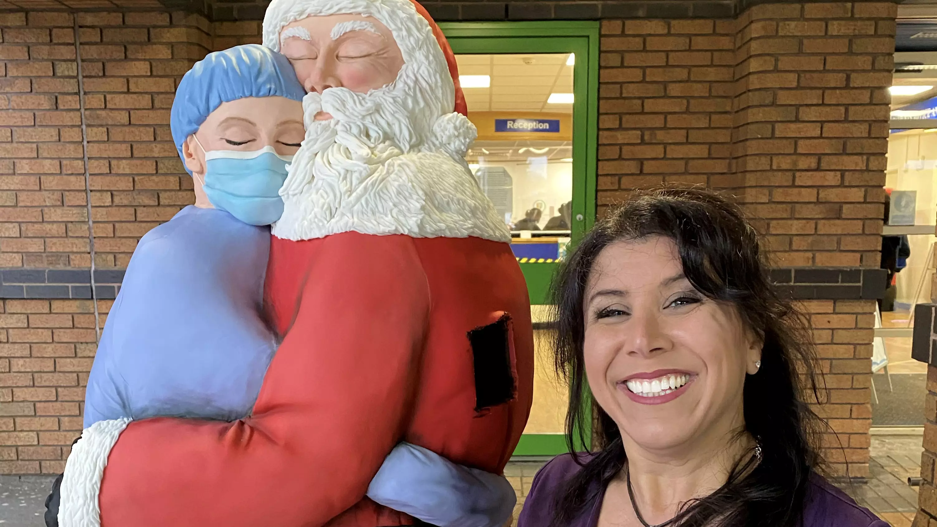 Woman Bakes Life-Size Santa Cake And Gives It To NHS Workers