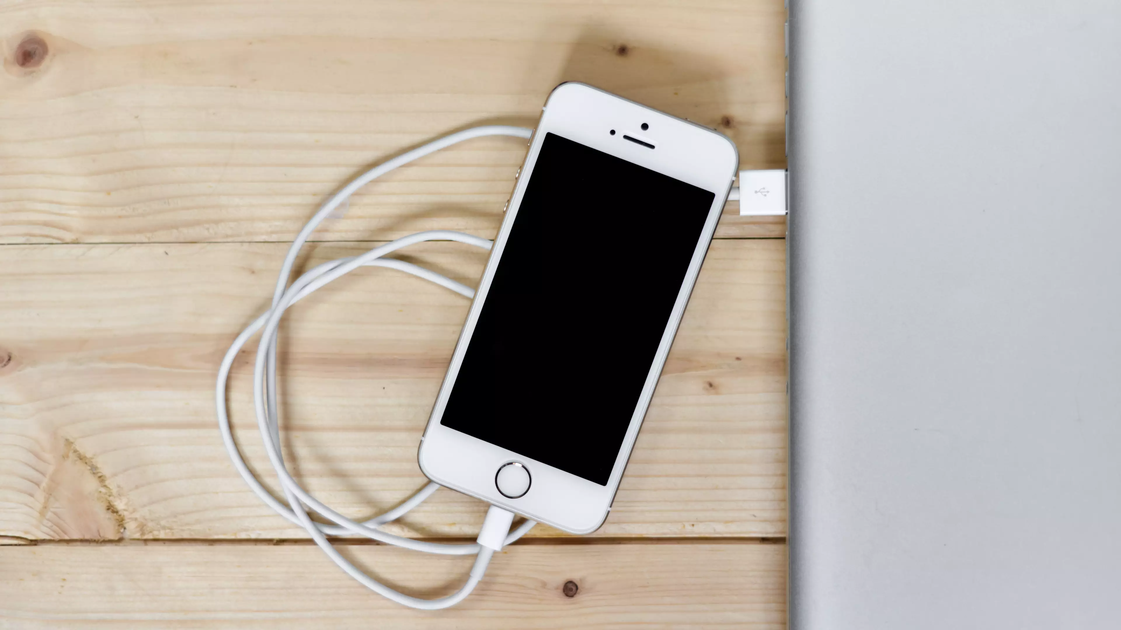 Your iPhone Charging Cable Is Reportedly Changing Again