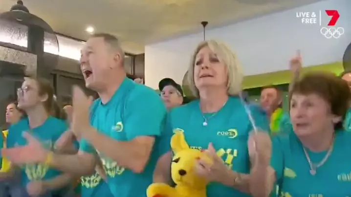 This Video Of Ariarne Titmus’ Family Watching Her Final Gold Medal Lap Is Absolutely Brilliant