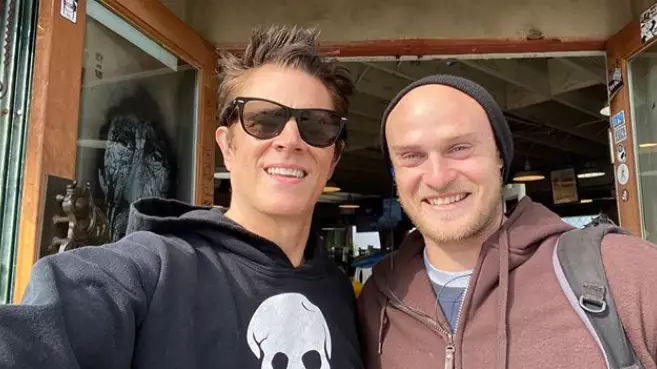 Johnny Knoxville Bumps Into Man Who Kicked Him In The Balls On Jackass 20 Years Ago 