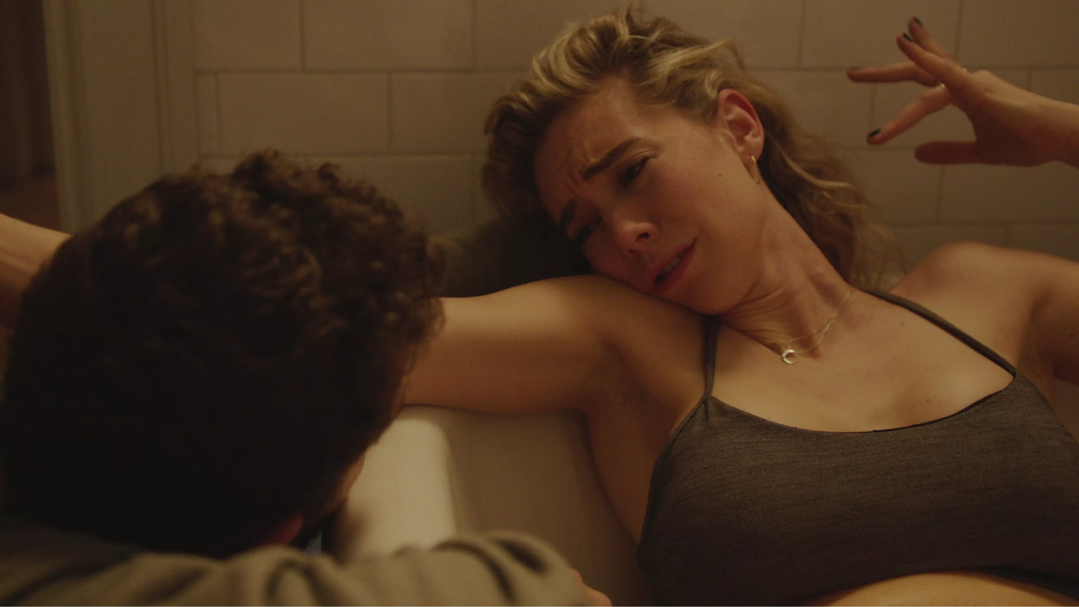 Vanessa Kirby "Sobbed For 10 Minutes" After Filming Pregnancy Loss Scene In Pieces Of A Woman