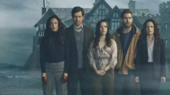 The Haunting Of Hill House Star Teases 'Exciting' Second Season 