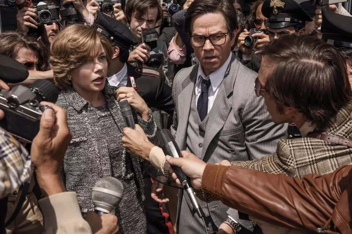 Williams and Wahlberg star in All the Money in the World.