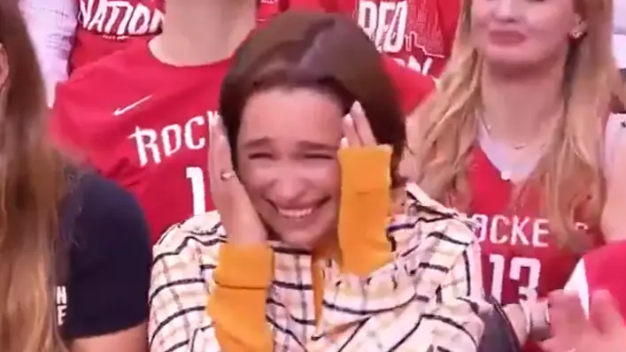 Mascot Drops Coffee And Kneels Before Emilia Clarke At Basketball Game