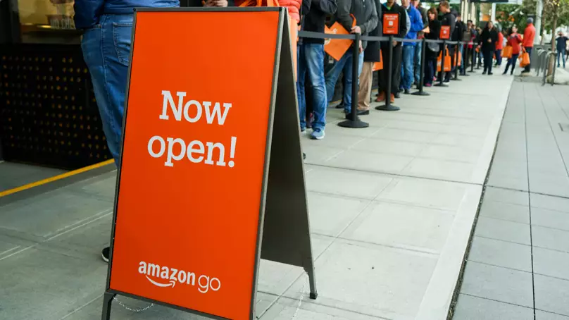 Amazon Go: Amazon Opens The First Cashless And Cashierless Supermarket