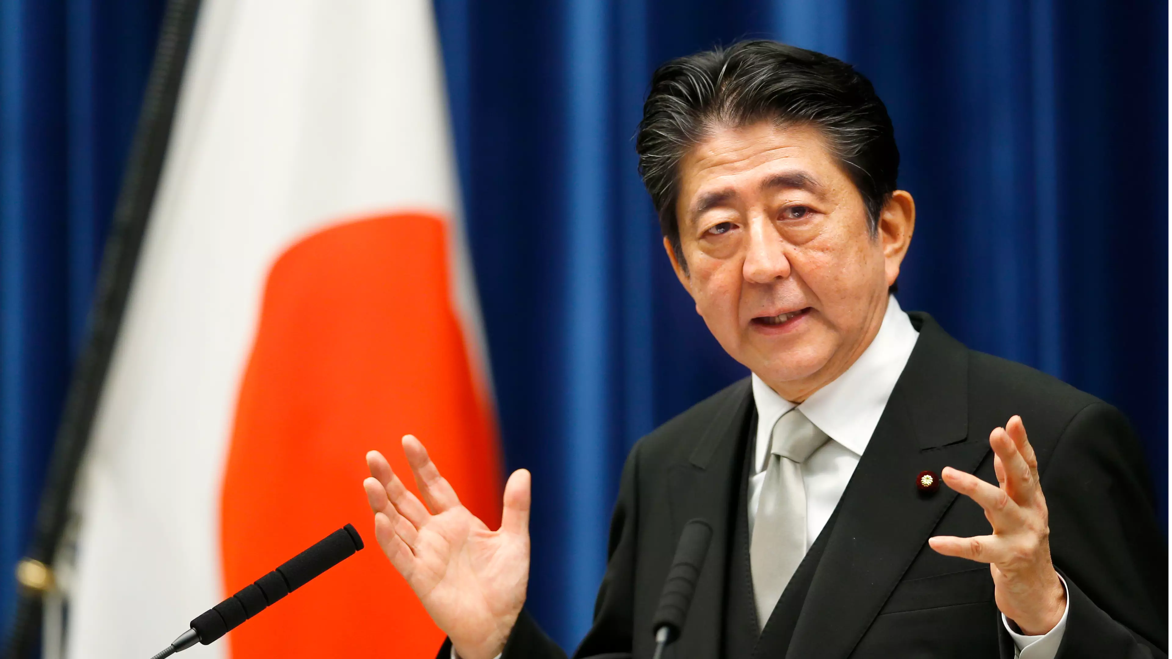 Japanese PM Calls For A World Free Of Nuclear Weapons 