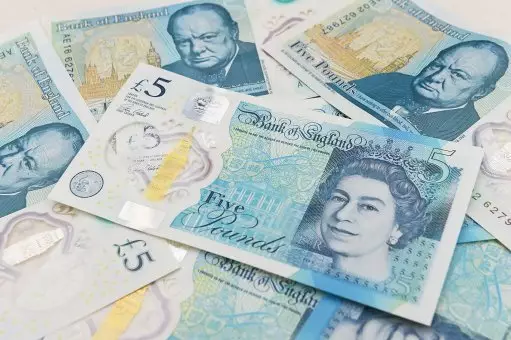 New Fiver Selling For £65K On eBay Because Of Unusual Serial Number