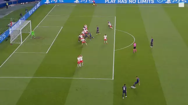 Angel Di Maria Whips In A Ridiculous Free-Kick To Marquinhos Against RB Leipzig