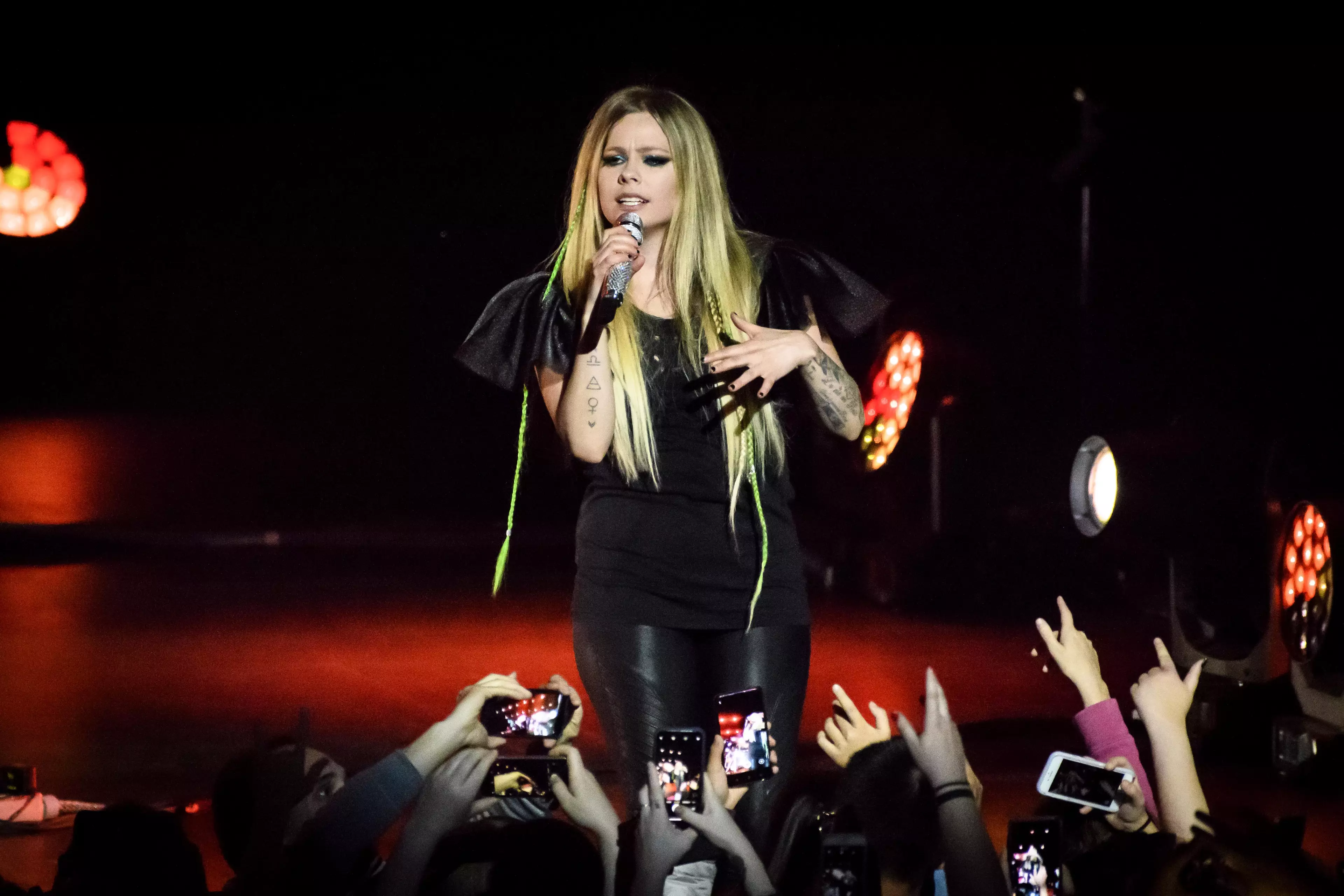 Avril Lavigne is soon to be back on a stage near you. (