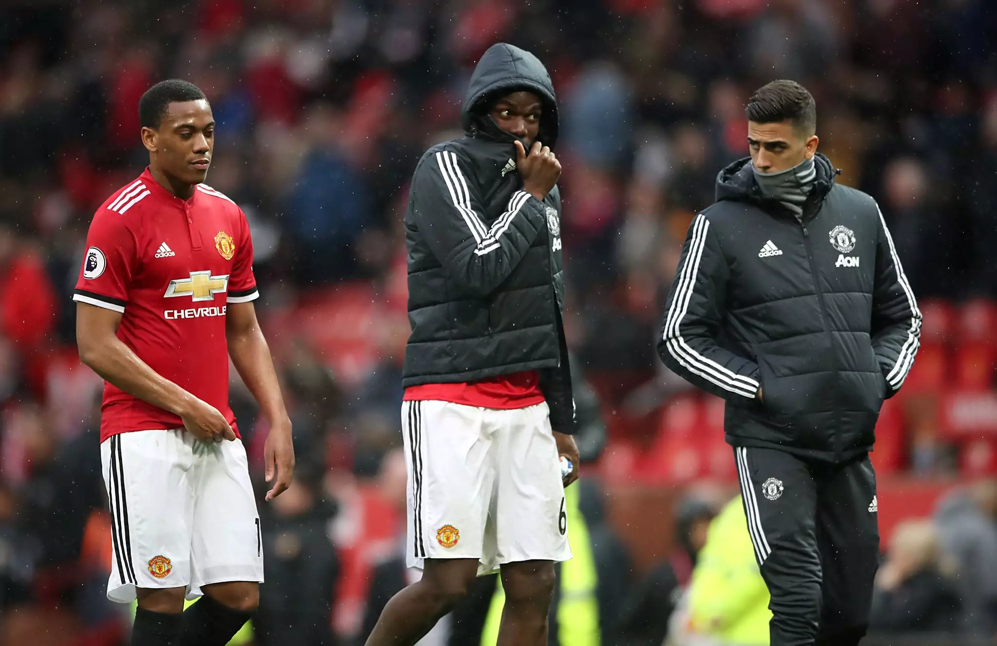 United players cut a dejected figure. Image: PA