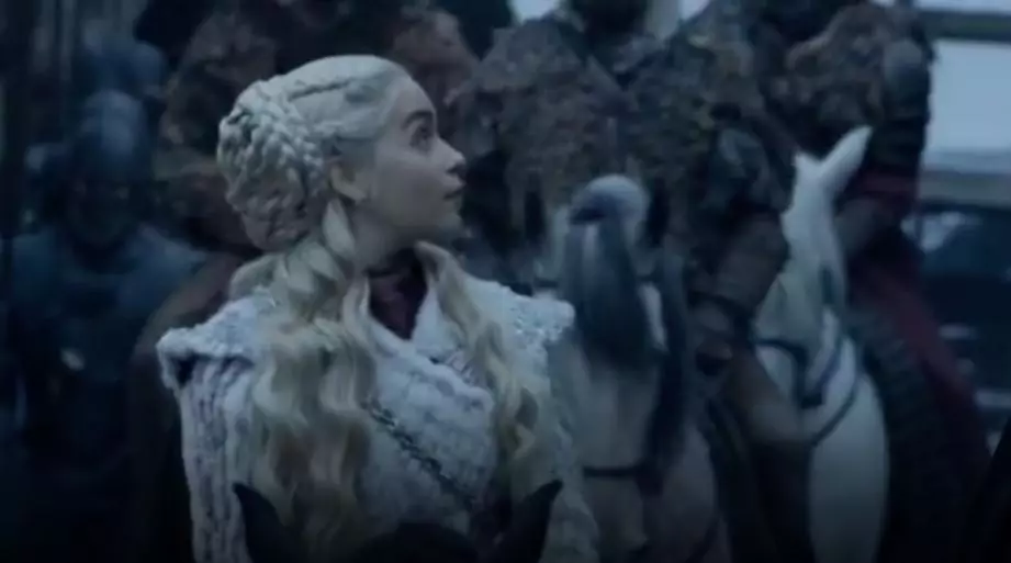 The second shot of Daenerys' hair.